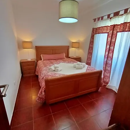 Casa Da Tia Rita Tatil Evi Pampilhosa da Serra